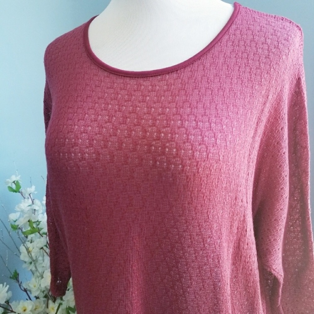 Red Sheer Textured Knit Layering Top - Picture 2 of 3